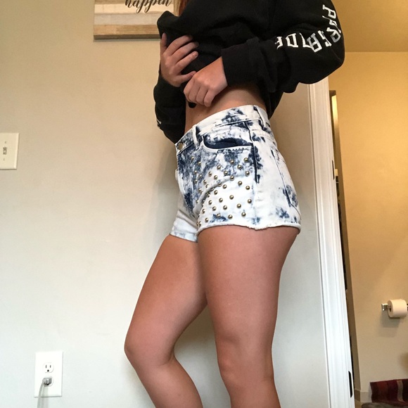 Forever 21 shorts - Picture 4 of 5